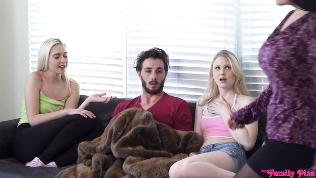 Тройной соблазн: дерзкая ЖМЖ-игра на грани запрета