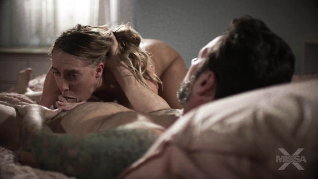 Cadence Lux трахается с бородатым братом