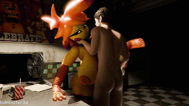 Охранник FNaF жарит игрушку Chica